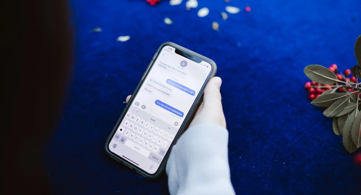 Le choix entre whatsApp et telegram : nommez deux applications de messagerie instantanée incontournables